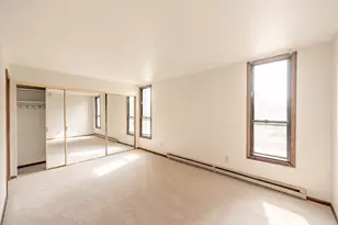 9002 W Lisbon Ave, Milwaukee, WI 53222 - Photo 10