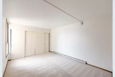 9002 W Lisbon Ave #202, Milwaukee, WI 53222 - Photo 8