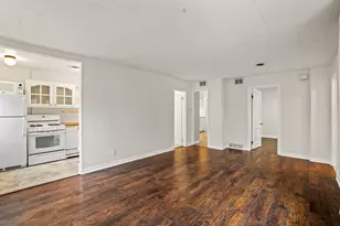 744 N 115th St, Wauwatosa, WI 53226 - Photo 8