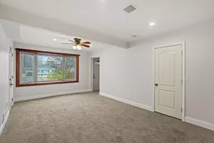 744 N 115th St, Wauwatosa, WI 53226 - Photo 24