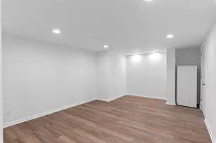 2110 Hollow Cir, West Bend, WI 53090 - Photo 16