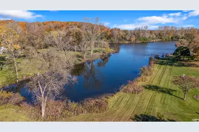 2110  Hollow Cir, West Bend, WI 53090 - Photo 2