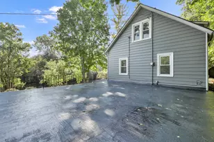 7107 River Dr, Barton, WI 53090 - Photo 8