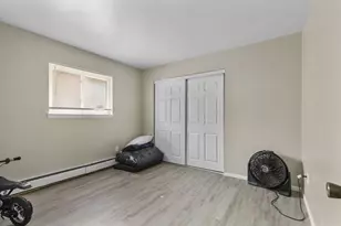 7871 N 60th St, Milwaukee, WI 53223 - Photo 10