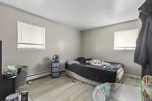 7871 N 60th St, Milwaukee, WI 53223 - Photo 8