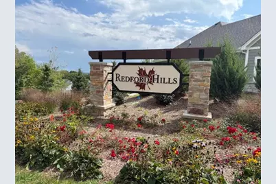W253N5466  Crescent Hill Dr, Sussex, WI 53089 - Photo 1