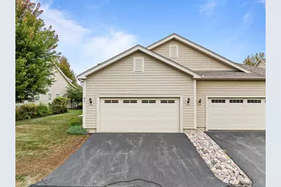 677  Cook St, Walworth, WI 53184 - Photo 6