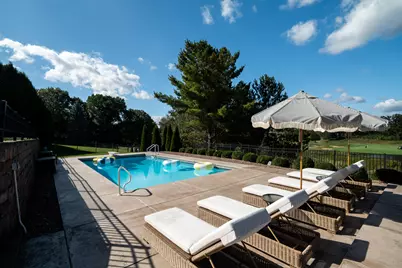 1702 E Juniper Way, Hartland, WI 53029 - Photo 92