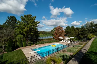 1702 E Juniper Way, Hartland, WI 53029 - Photo 88