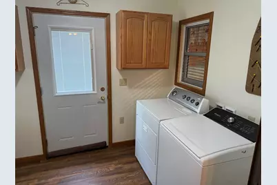 813  Hickory St -, Mauston, WI 53948 - Photo 14