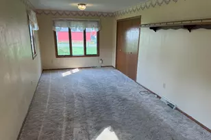 813 Hickory St -, Mauston, WI 53948 - Photo 16