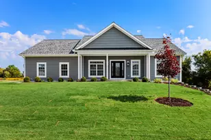 1703 Links Rd, Geneva, WI 53147 - Photo 2