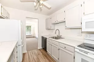 157 Linden Ln, Thiensville, WI 53092 - Photo 6