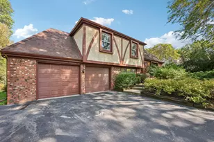 W305N5260 Gail Ln, Hartland, WI 53029 - Photo 2