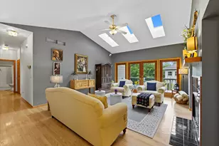 710 Moraine Ct, Kewaskum, WI 53040 - Photo 2