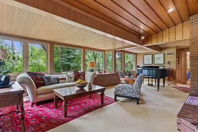 2536  Green Haze Ave, Racine, WI 53406 - Photo 6