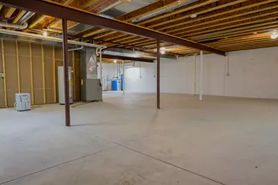 2315  Stoney Ln, Grafton, WI 53024 - Photo 28