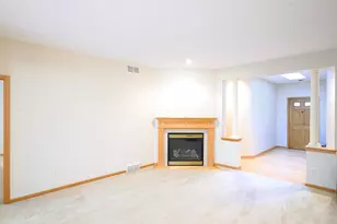 2315 Stoney Ln, Grafton, WI 53024 - Photo 8