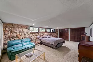 36619 Normandale Dr, Summit, WI 53066 - Photo 16