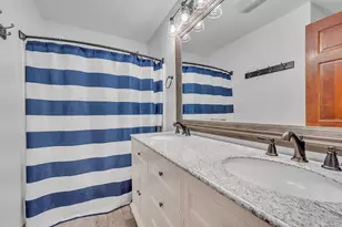 215 Emerald Dr, Racine, WI 53406 - Photo 22