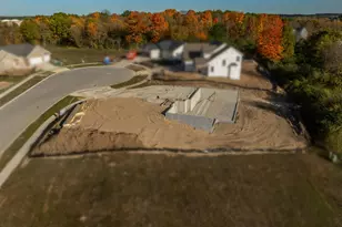 1865 Arbor Vis Pl, West Bend, WI 53095 - Photo 4