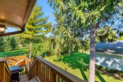 W165N10401  Wagon Trl, Germantown, WI 53022 - Photo 30