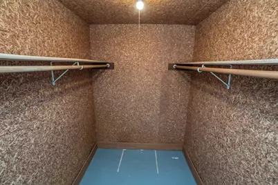 W179N9765  Riversbend Cir, Germantown, WI 53022 - Photo 18