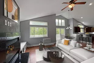 214 S Hills Ct, Plymouth, WI 53073 - Photo 4