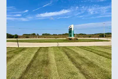 2705 E Washington St, West Bend, WI 53095 - Photo 2