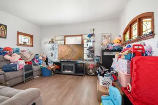 1919 S 7th St, Milwaukee, WI 53204 - Photo 2