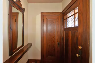 712  Cleveland Ave, Racine, WI 53405 - Photo 20