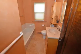 712 Cleveland Ave, Racine, WI 53405 - Photo 18