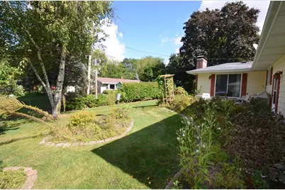 1252 W Laurel St, Whitewater, WI 53190 - Photo 6