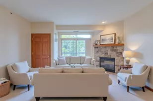 230 Hilldale Dr, Hartford, WI 53027 - Photo 8