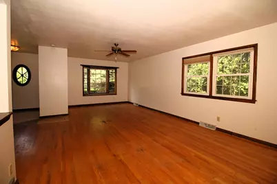 19010 W Main St, Lannon, WI 53046 - Photo 10