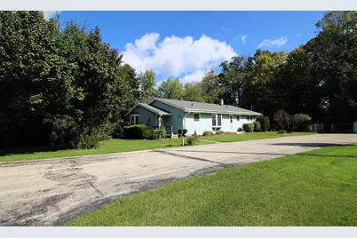 19010 W Main St, Lannon, WI 53046 - Photo 34