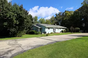 19010 W Main St, Lannon, WI 53046 - Photo 34