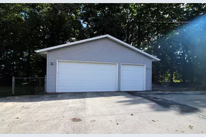 19010 W Main St, Lannon, WI 53046 - Photo 24