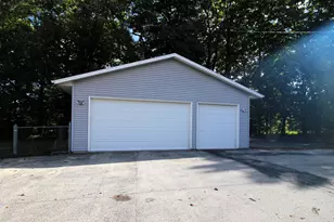 19010 W Main St, Lannon, WI 53046 - Photo 24