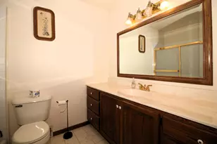 19010 W Main St, Lannon, WI 53046 - Photo 16