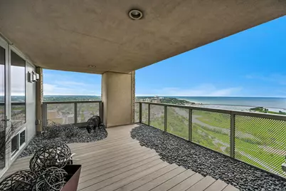 923 E Kilbourn Ave #3000, Milwaukee, WI 53202 - Photo 52