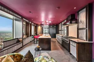 923 E Kilbourn Ave, Milwaukee, WI 53202 - Photo 22