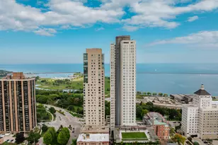 923 E Kilbourn Ave, Milwaukee, WI 53202 - Photo 82