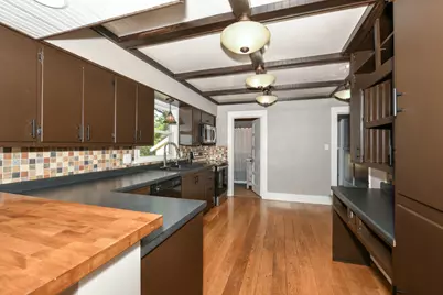 402 W Walworth St, Elkhorn, WI 53121 - Photo 12