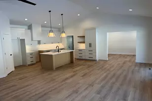 3115 Cortland St, Holmen, WI 54636 - Photo 4