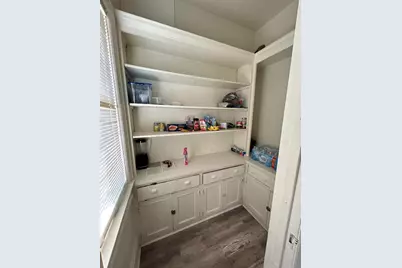 1546 S Layton Blvd, Milwaukee, WI 53215 - Photo 10