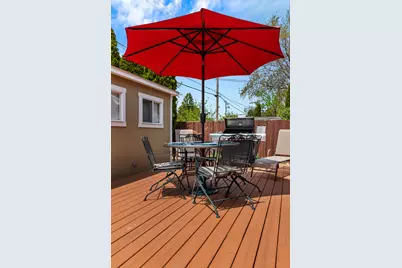 2206 N Main St, Racine, WI 53402 - Photo 32