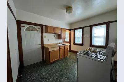 2554 N 51st St, Milwaukee, WI 53210 - Photo 12