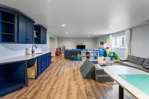 618 Silver Dr, Holmen, WI 54636 - Photo 32