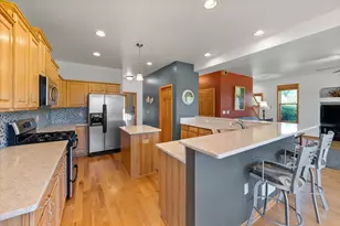 2080 St Patrick Cir, Erin, WI 53027 - Photo 8